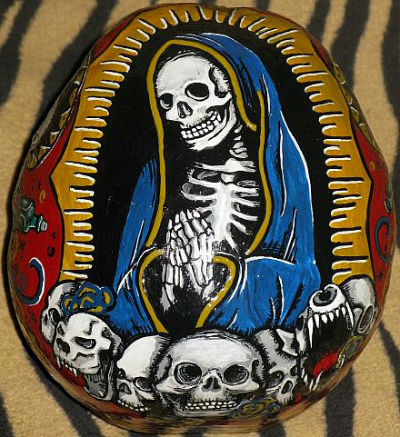 ` Santa Muerte Skull ` ...Crâne Cathy ` Cat ` . Objet d`art - pièce unique